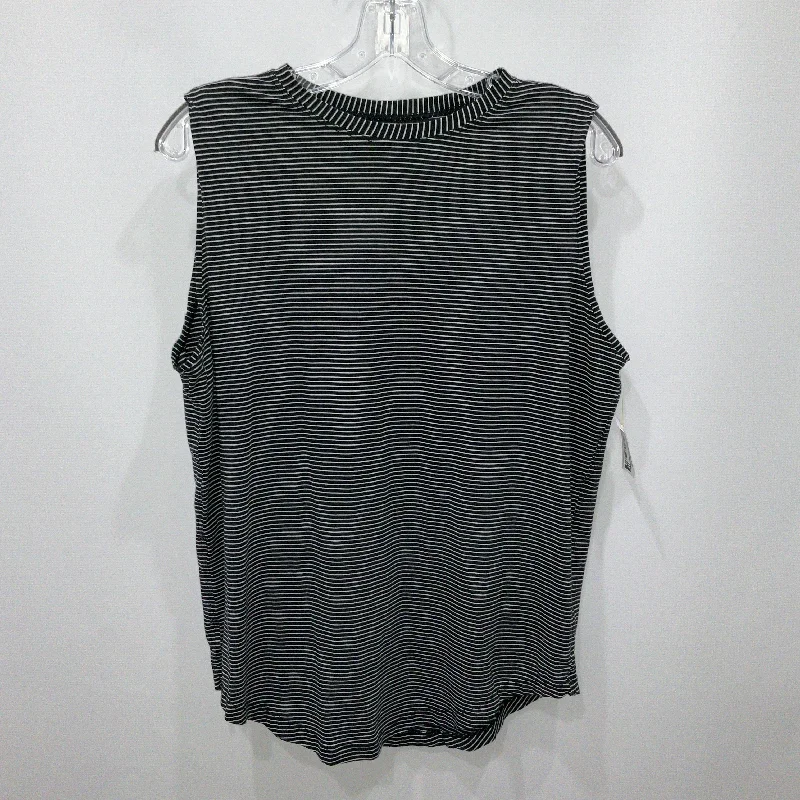 Athletic Tank Top By Lululemon In Black & White, Size: 6