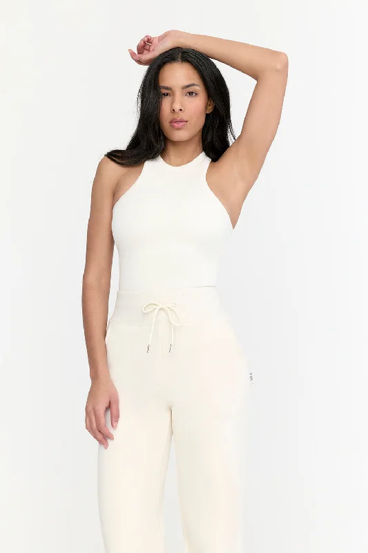 SCULPT SEAMLESS RIBBED RACER TANK - MILK MARL