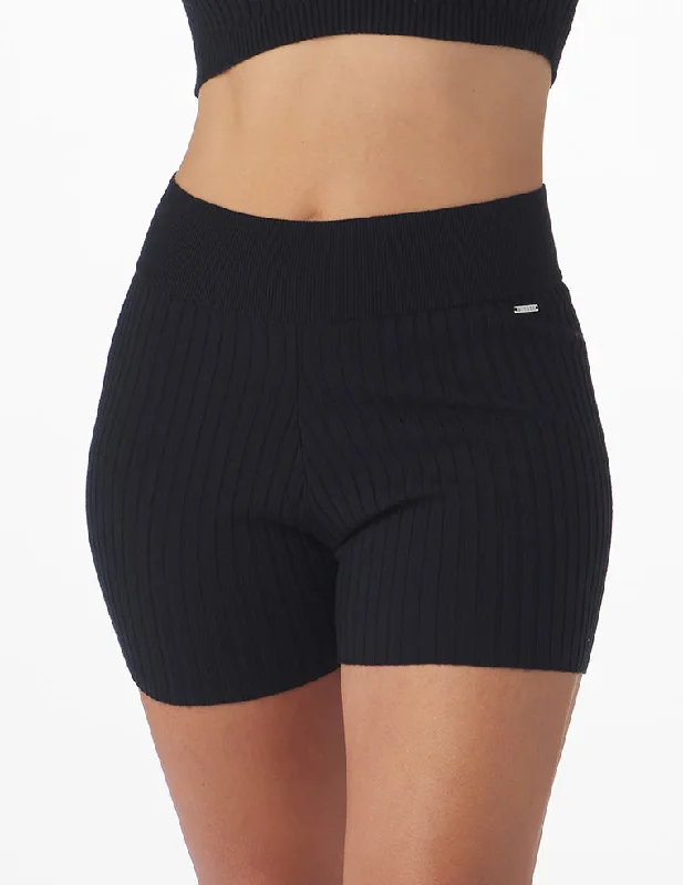 Elite Short: Black